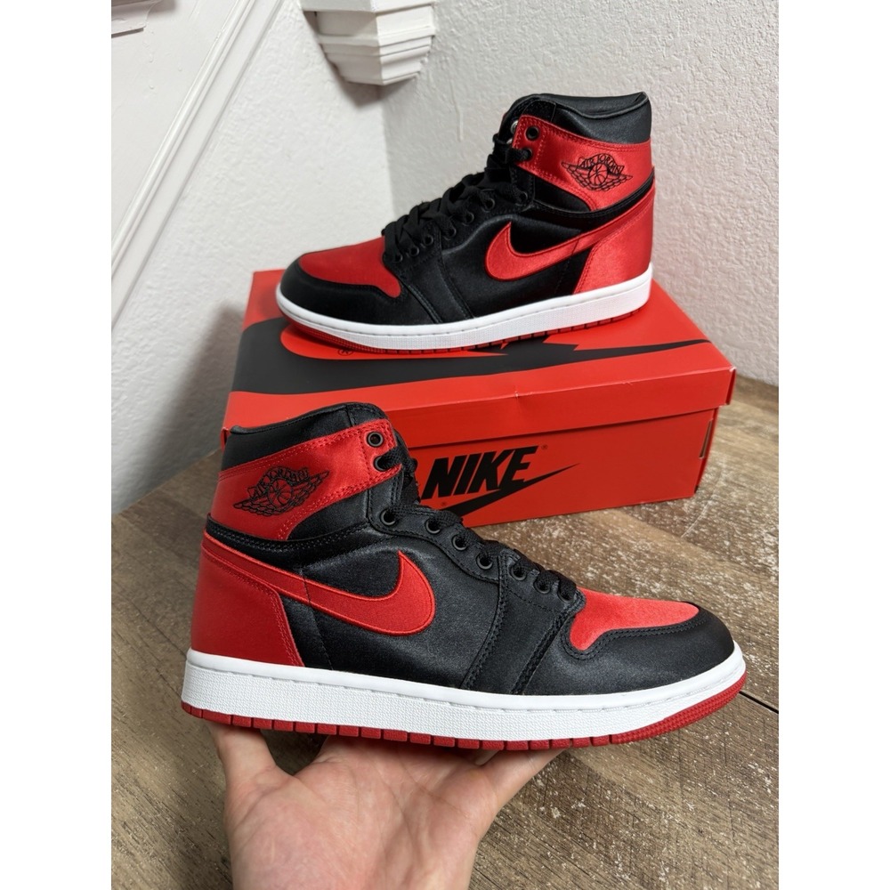 Nike Air Jordan 1 OG High 2023 Satin Bred FD4810-061 Women's Size 9 NEW